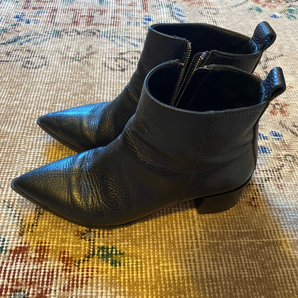 Everlane Black Leather Boots
